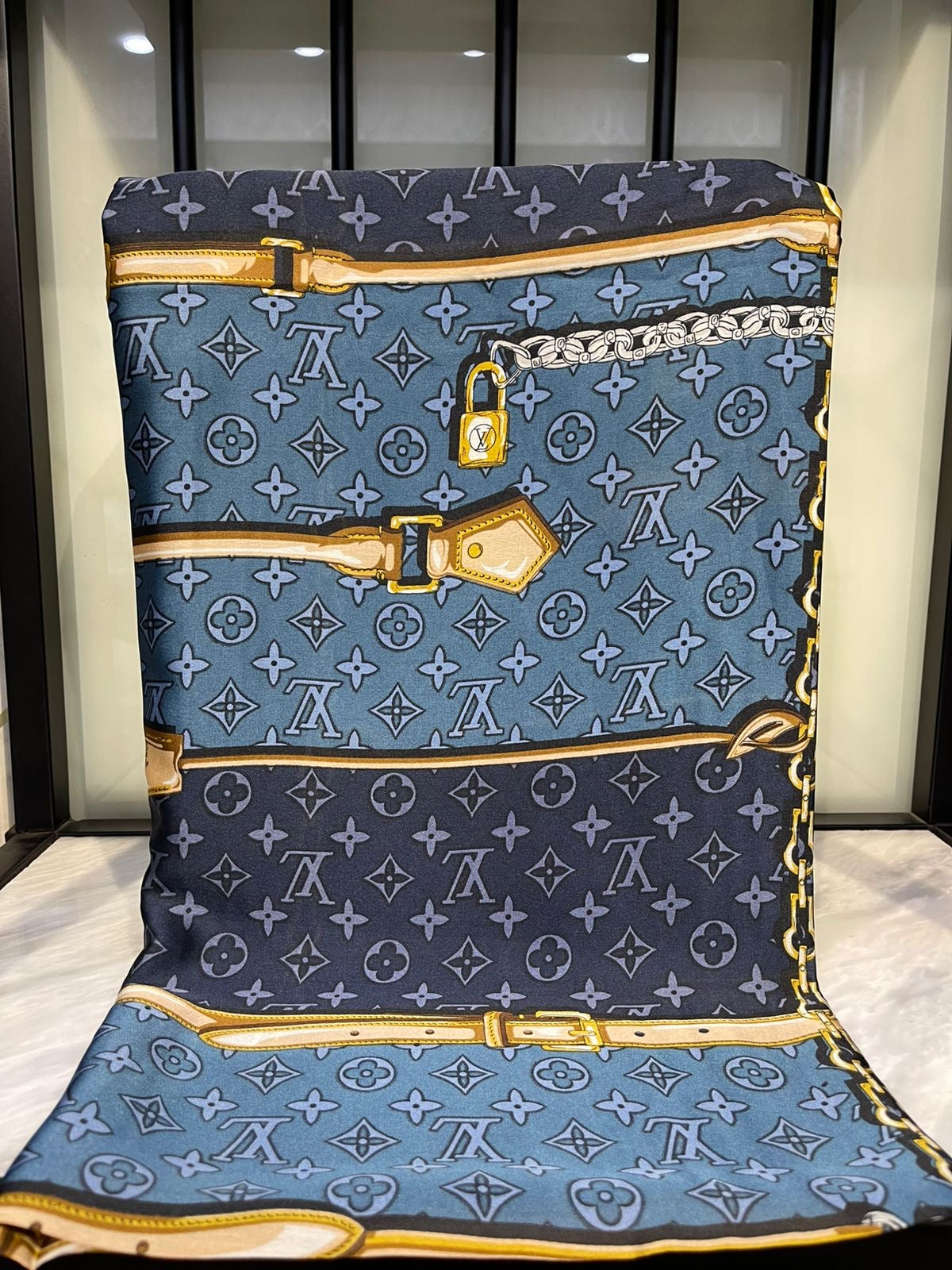 LV Scarf
