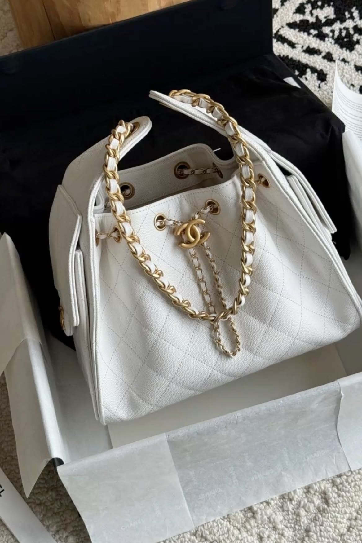 CHANEL 25 Hobo Small with Brand Box