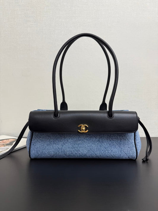 CHANEL Vintage Cerf Small Tote with Brand Box