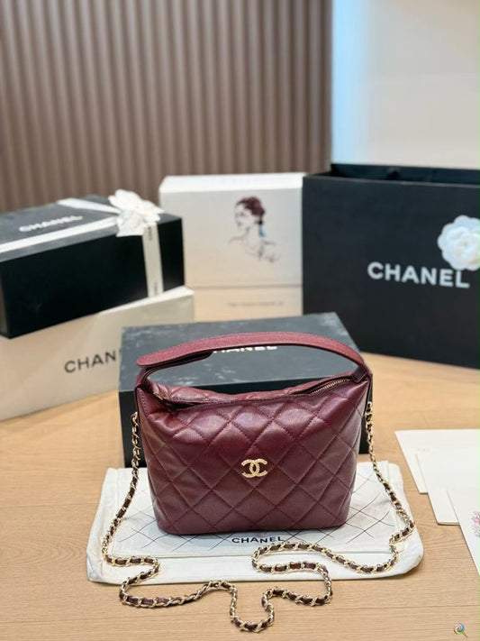 CHANEL Classic Clutch with Complete Packging