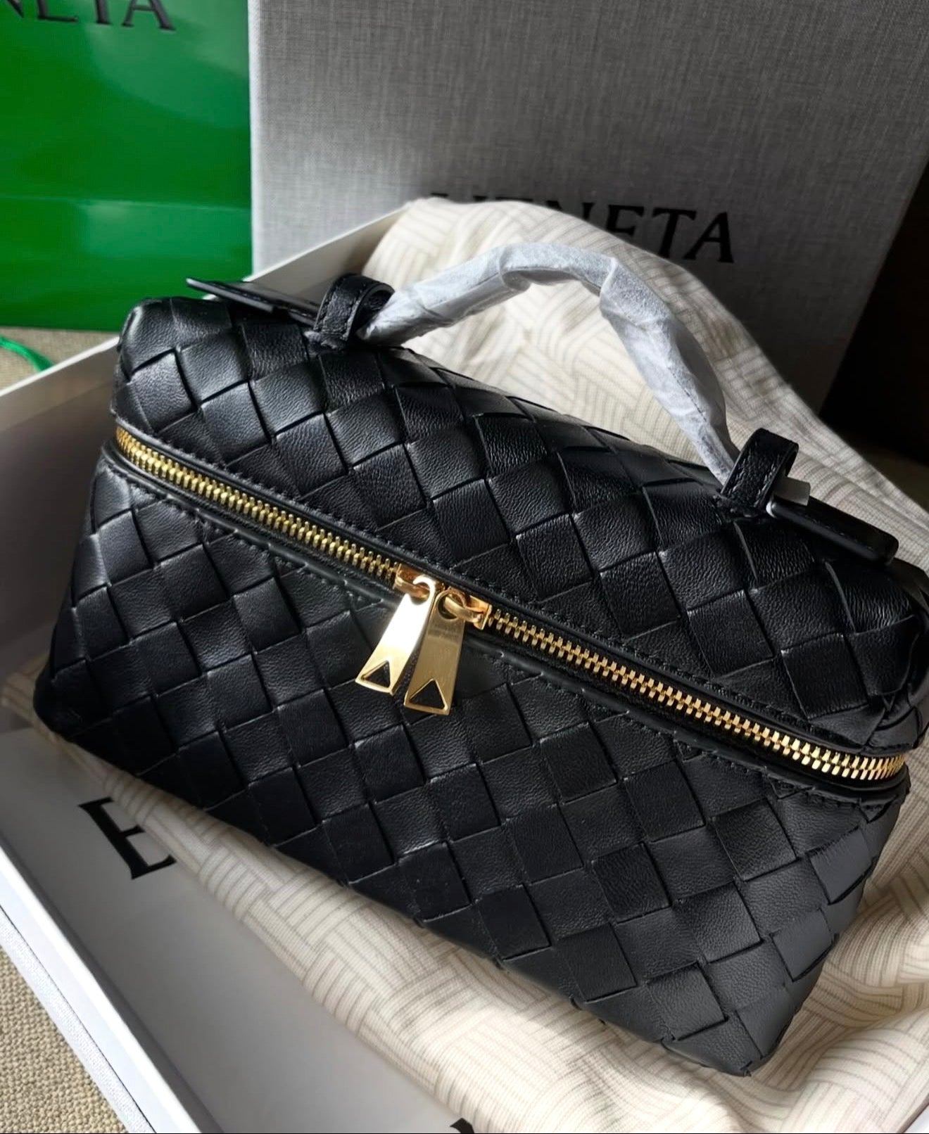 Bottega Veneta Vanity Bag with Brand Box