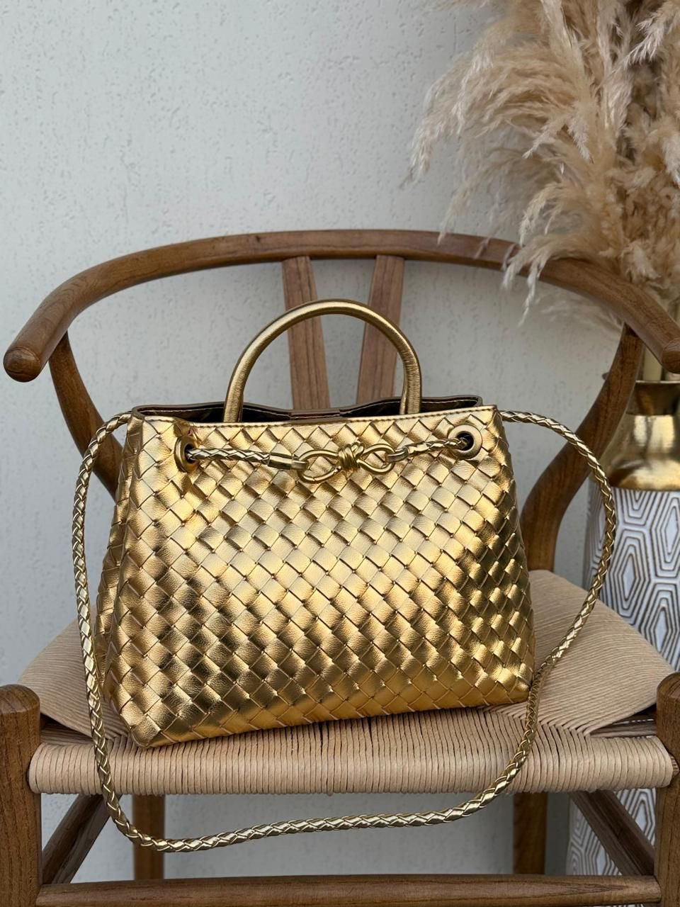 BOTTEGA VENETA BV Andioma Bag - Medium