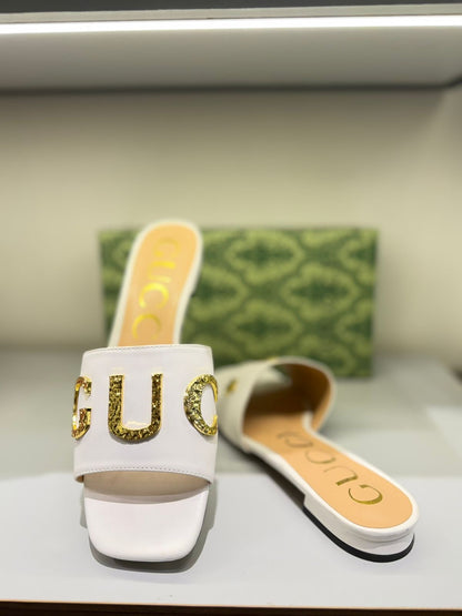 Gucci Cara Leather Slides
