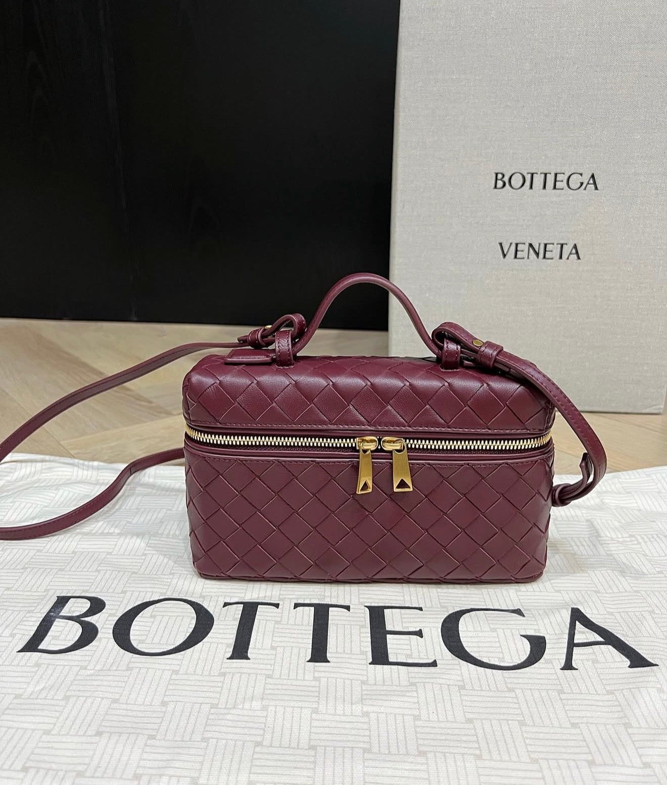 Bottega Veneta Vanity Bag with Brand Box