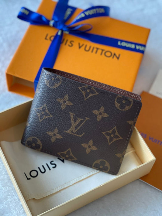 LV wallet with Brand Box