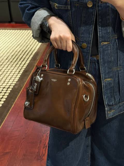 Coach Rogue 20 Glazed Leather with Brand Box