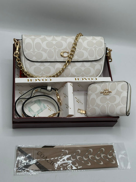 Coach Brook Flap Gift Set