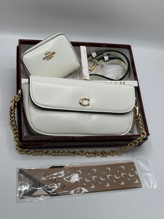 Coach Brook Flap Gift Set