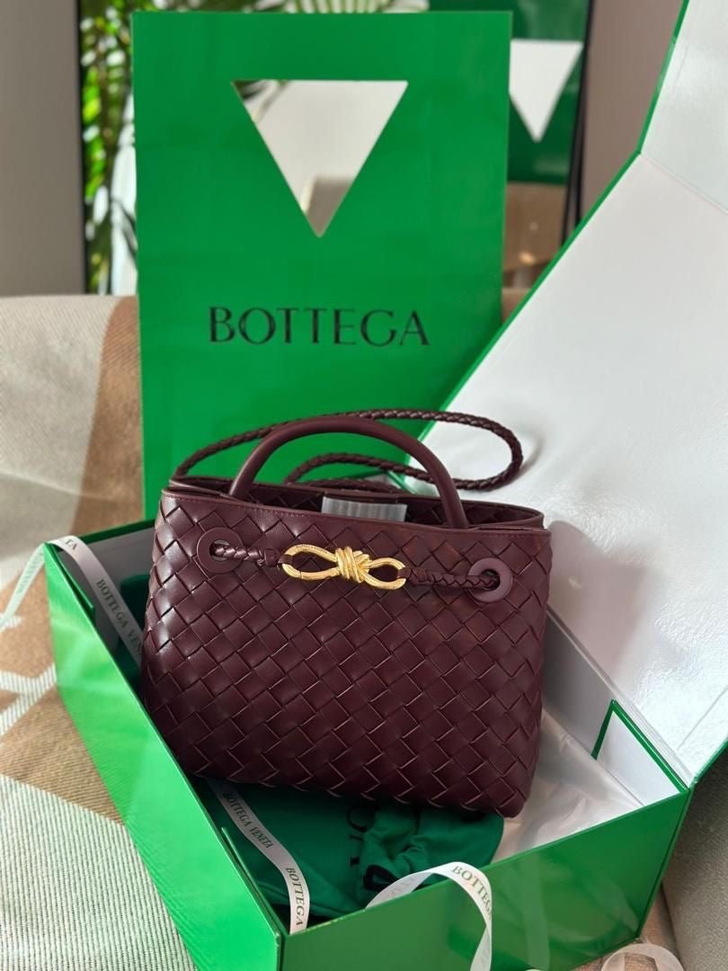 BOTTEGA VENETA BV Andioma Bag - Medium