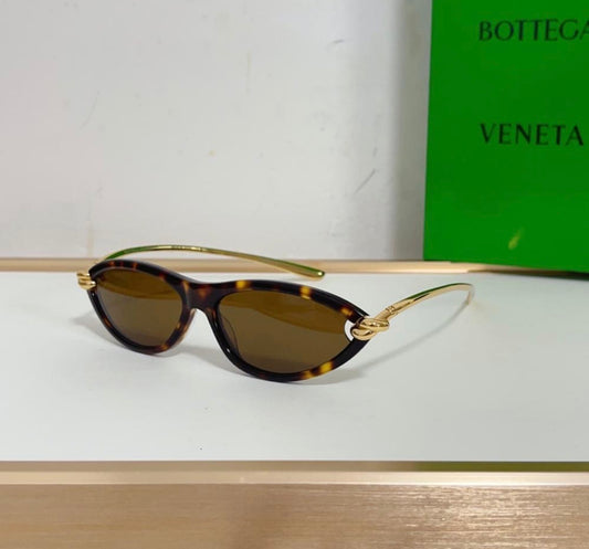 Bottega Veneta Sunglasses with Brand Box