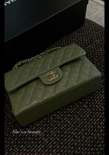 CHANEL Classic Medium with Brand Box-Genuine Leather