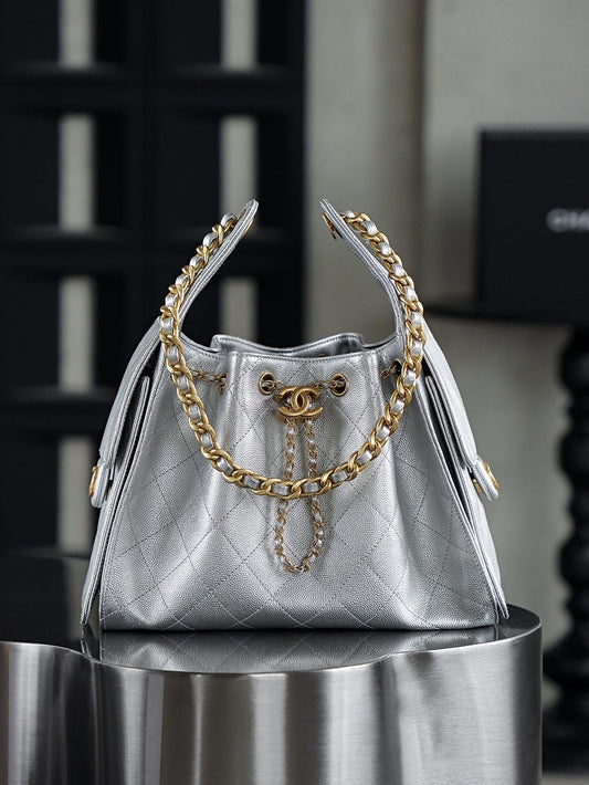 CHANEL 25 Hobo Small with Complete Packaging